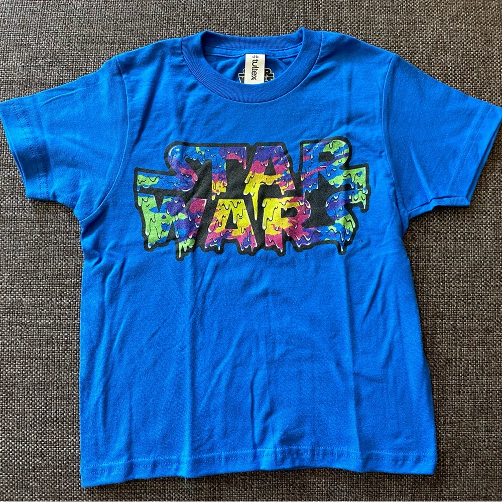⭐️ NWOT🌈 Kids Star Wars Logo Graphic T-Shirt Unisex Size XS Colorful Paint Drip